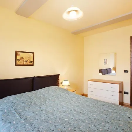 Augusta Praetoria Apartment